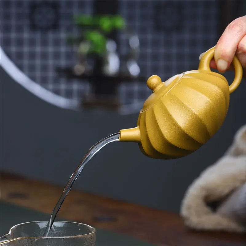 Autentyczny chiński dzbanek do herbaty z żółtej gliny Yixing 230 ml