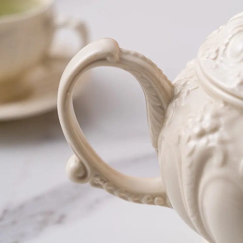 Ceramiczny dzbanek do herbaty inspirowany Anglią 900 ml