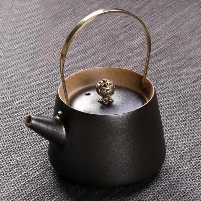 Ceramiczny dzbanek do herbaty w japońskim stylu 210 ml