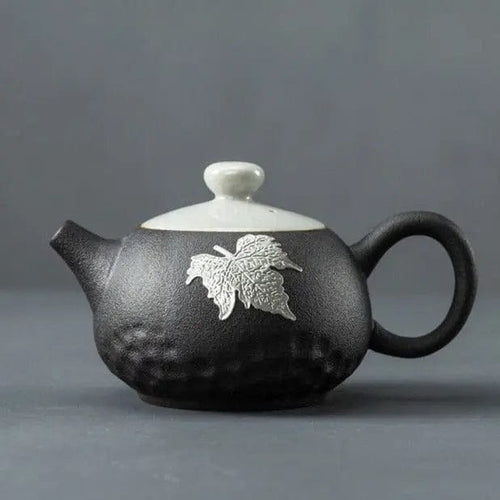 Ceramiczny dzbanek do herbaty z wzorem 200 ml