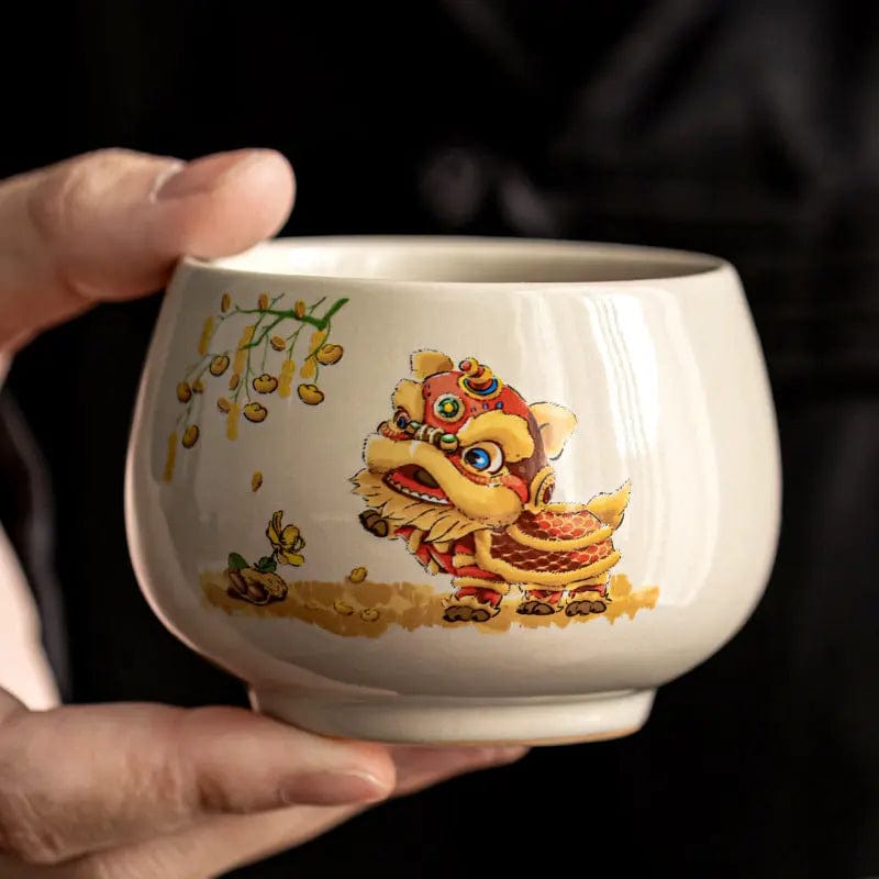 Ceramiczny kubek do herbaty z motywem tańczącego lwa 170 ml
