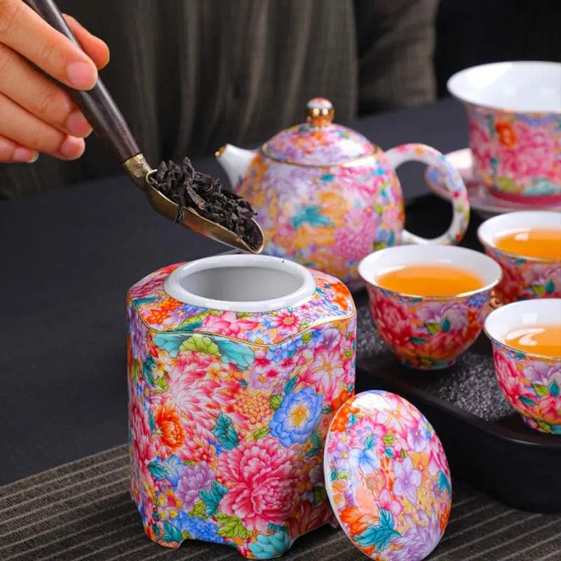 Chiński ceramiczny zestaw do herbaty z kwiatowymi wzorami