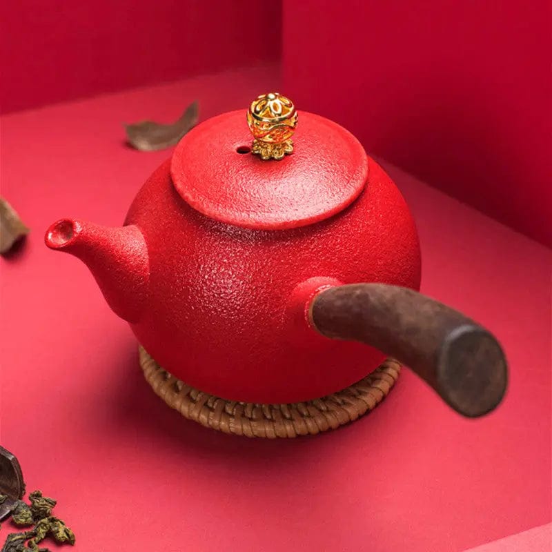 Czerwony ceramiczny dzbanek do herbaty Kyusu 240 ml