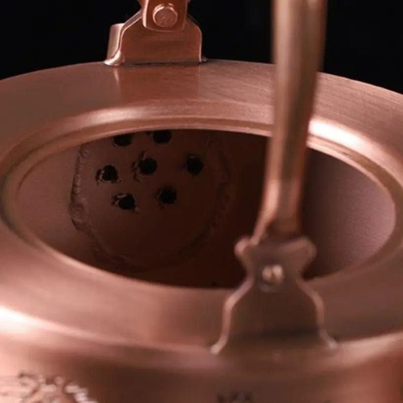 Miedziany dzbanek do herbaty z motywem kwiatów śliwy 1,5L
