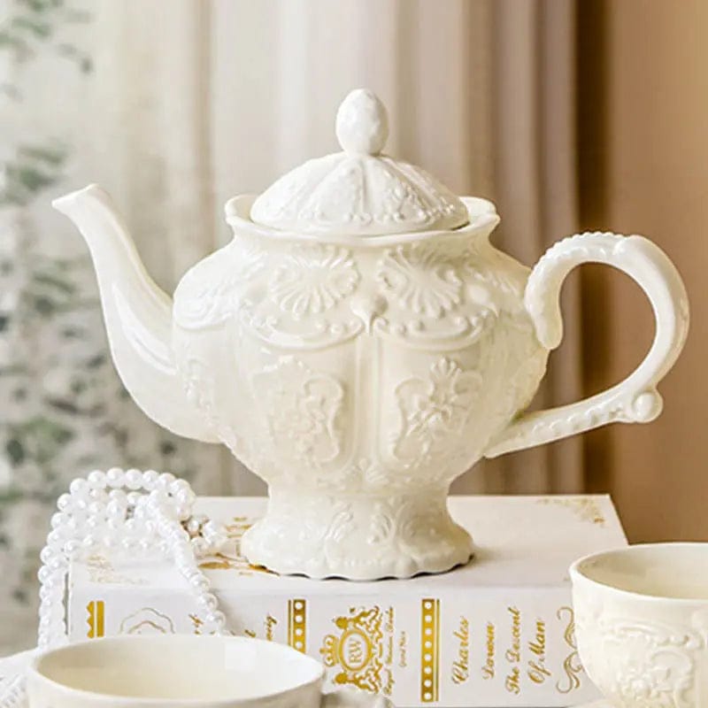 Porcelanowy dzbanek do herbaty 1L
