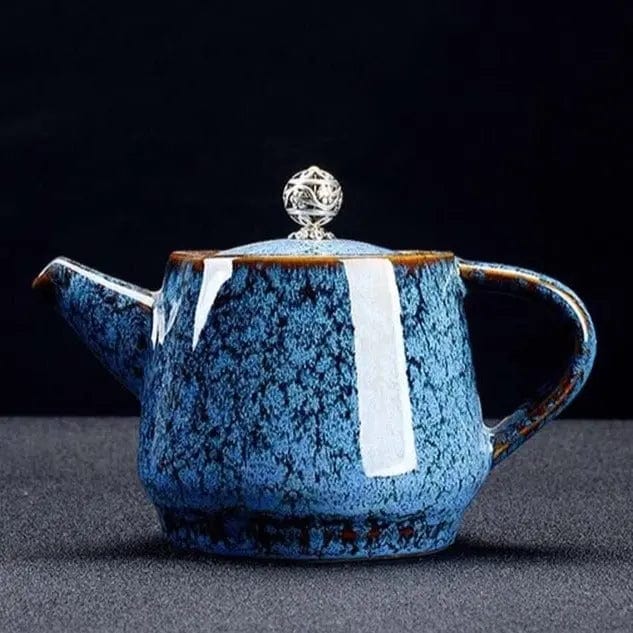 Porcelanowy dzbanek do herbaty 240 ml