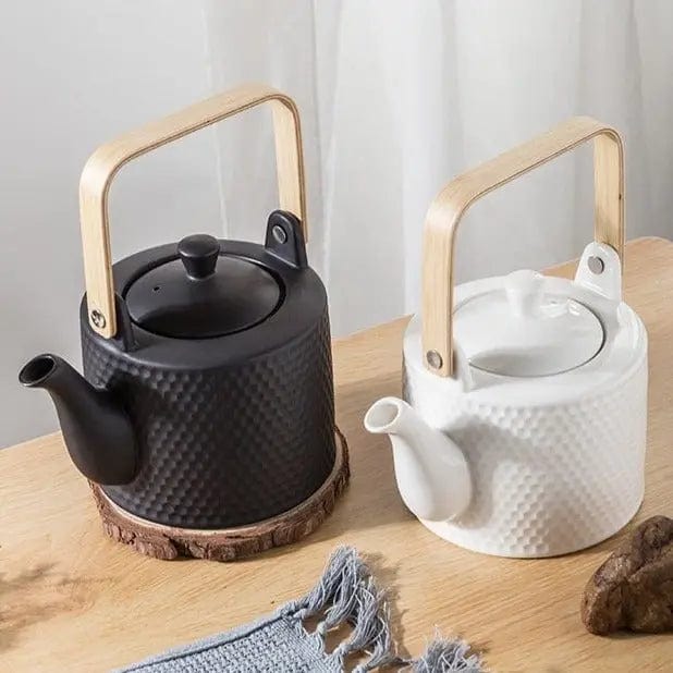 Porcelanowy dzbanek do herbaty o skandynawskim designie 750 ml