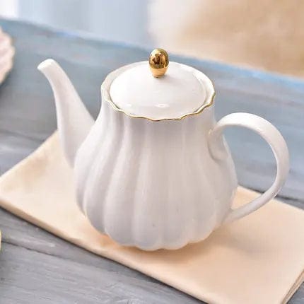 Porcelanowy dzbanek do herbaty w kształcie dyni 1L