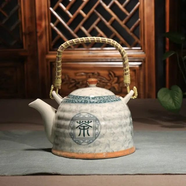 Porcelanowy dzbanek do herbaty z chińskim symbolem 900 ml