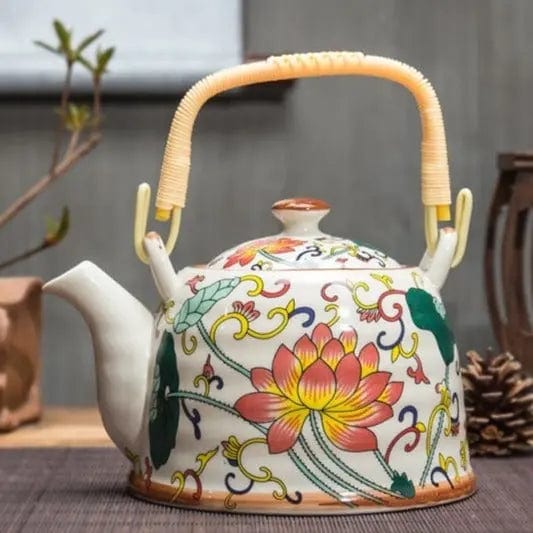 Porcelanowy dzbanek do herbaty z kolorowymi kwiatami, 900 ml