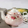 Porcelanowy dzbanek do herbaty z różowym kwiatowym wzorem 1L