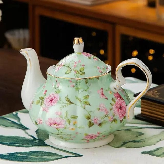 Porcelanowy dzbanek do herbaty z zielonym kwiatowym wzorem 400 ml