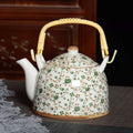 Porcelanowy dzbanek do herbaty z zielonymi kwiatami, 900 ml