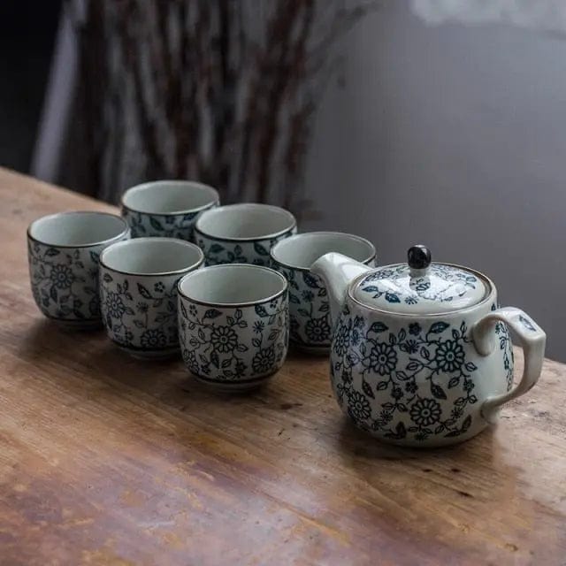 Porcelanowy zestaw do herbaty z dużymi kwiatami 480 ml