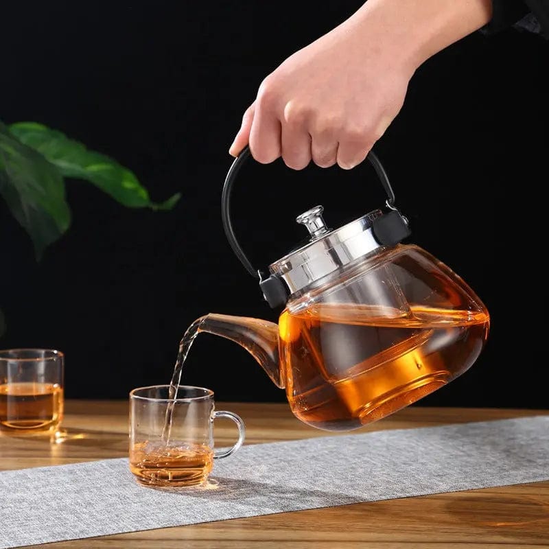 Szklany dzbanek do herbaty Gruszka z czarnym uchwytem 800 ml