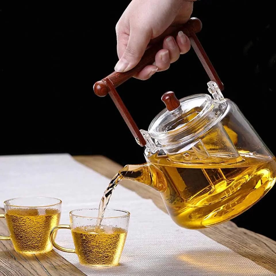 Szklany dzbanek do herbaty z kwadratowym uchwytem 1L